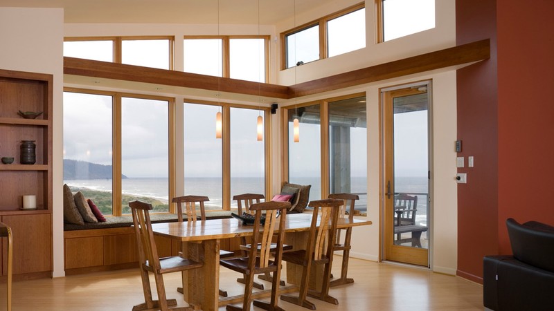 Neskowin Beach House - Dining Area