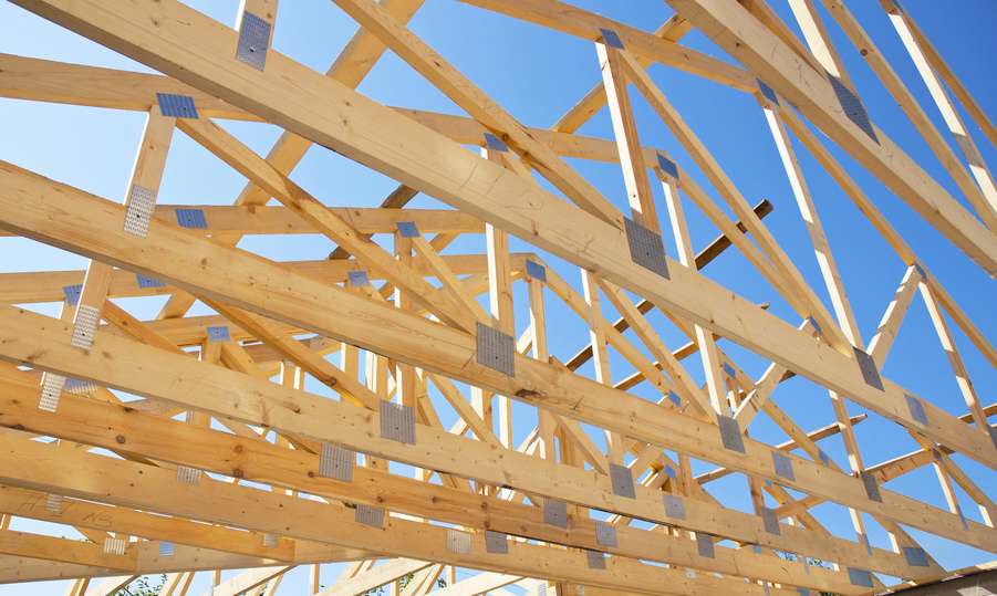 How Roof Trusses Work With Pre-Designed House Plans