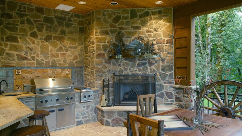Well Planned Outdoor Living Areas