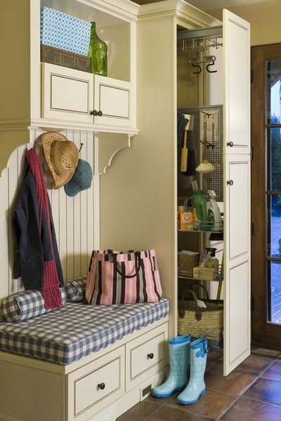 Keeping the Mess Contained: Mud Room Ideas